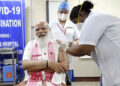 कोवाक्सिन ही क्यूं? टीका लगवाकर PM मोदी ने दिए कई सवालों के जवाब
