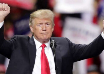 ट्रंप ने 2024 में राष्ट्रपति चुनाव लड़ने के दिए संकेत