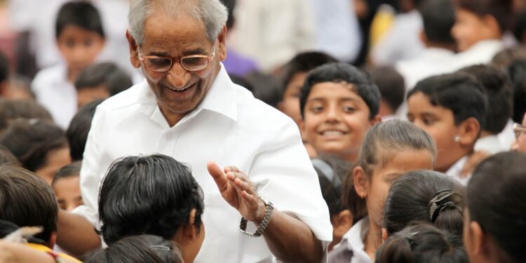 डा. जगदीश गाँधी को मिलेगा इंग्लैण्ड का प्रतिष्ठित ‘ग्लोबल पायनियर अवार्ड’