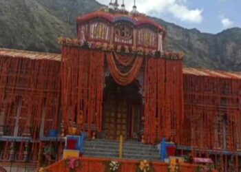 बदरीनाथ धाम के कपाट खोलने की प्रक्रिया शुरू, 18 मई को ब्रह्ममुहूर्त में खोले जा सकते हैं