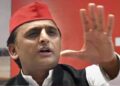 अखिलेश बोले- पीएम मोदी व सीएम योगी एक-दूसरे की नकली प्रशंसा कर रहे और जनता परेशान है