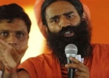 बाबा रामदेव ने IMA और फार्मा कंपनियों को लिखा खुला पत्र, पूछे 25 सवाल