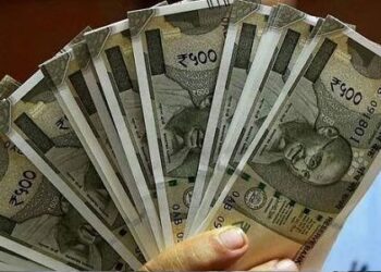 महामारी के बीच लोगों ने जमा की नकदी, रिजर्व बैंक के रिपोर्ट में हुआ बड़ा खुलासा