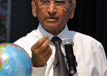 पारिवारिक एकता से ही वसुधैव कुटुम्बकम् की अवधारणा साकार होगी!