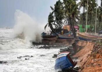 Cyclone Yaas: बंगाल-ओडिशा के कई इलाकों में बारिश जारी, बिहार-झारखंड में भी अलर्ट
