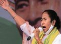 ममता बनर्जी ने चक्रवाती तूफान से हुए नुकसान पर प्रधानमंत्री मोदी को सौंपी रिपोर्ट