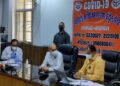कोरोना के बढ़ते मामलों को लेकर सांसद सत्यपाल सिंह ने अधिकारियों के साथ की बैठक