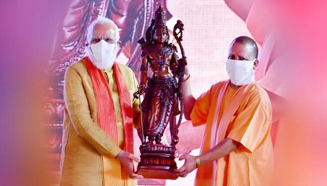 PM मोदी का मंदिर मंथन, CM योगी अयोध्या के विकास का पेश करेंगे विजन