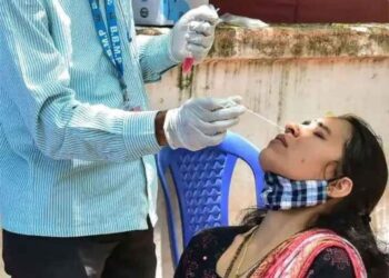 कोरोना तीसरी लहर से निपटने के लिए किन चीजों पर देना होगा ध्यान?