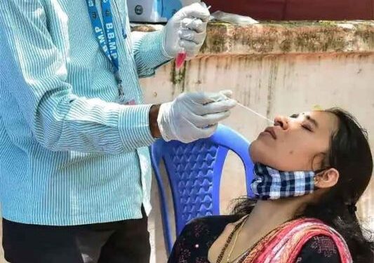 कोरोना तीसरी लहर से निपटने के लिए किन चीजों पर देना होगा ध्यान?