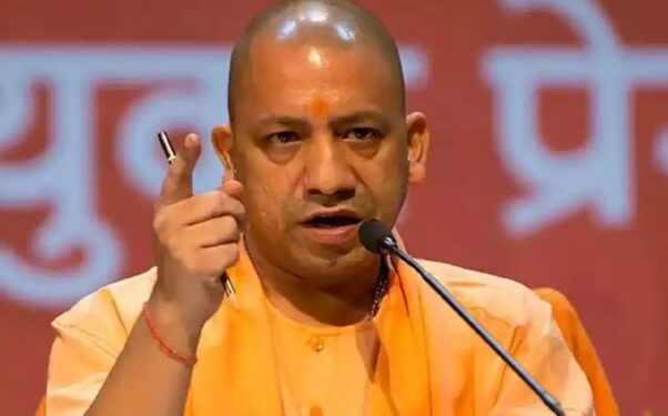 UP: आयोग ने जनसंख्या नियंत्रण कानून का ड्राफ्ट CM को सौंपा