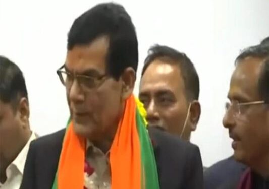कानपुर के व्यापारियों को रिझाने पहुंचे बीजेपी प्रदेश उपाध्यक्ष एके शर्मा