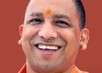 गन्ना किसानों को खुश करने की कोशिश, CM योगी बोले-समर्थन मूल्य बढ़ाने का प्रयास जारी