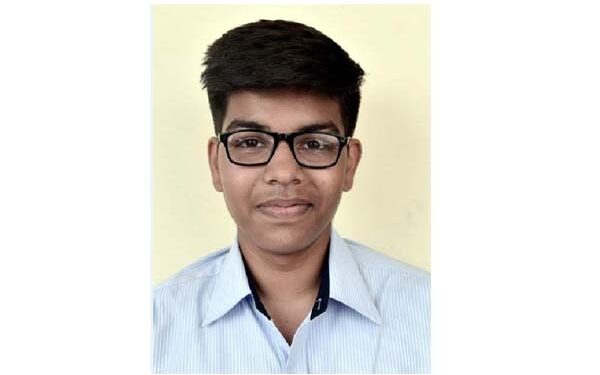 इण्टरनेशनल मैथ्स ओलम्पियाड में सी.एम.एस. छात्र सत्यार्थ ने जीता गोल्ड मेडल