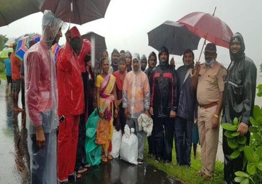 ठाकरे के खिलाफ ‘थप्पड़ मारने’ वाली टिप्पणी पर राणे गिरफ्तार