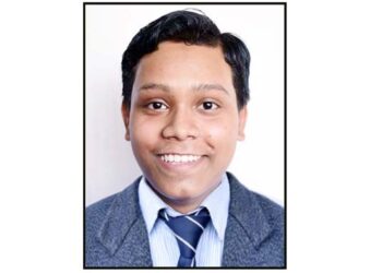 सी.एम.एस. छात्र  सचिन को भारत सरकार द्वारा चार लाख रूपये की स्कॉलरशिप
