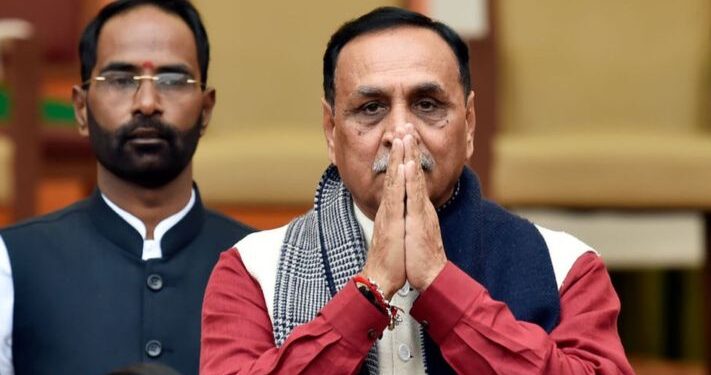 विजय रुपाणी का इस्तीफ़ा अचानक नहीं है, क्या है सबसे बड़ी वजह?
