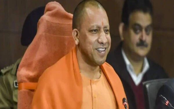 यूपी के सभी स्कूलों, कॉलेजों में होगी आरोग्य वाटिका, ये है योगी सरकार का मकसद