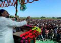 ओवैसी ने अखिलेश यादव को दी बहस की चुनौती, कहा-धर्मनिरपेक्षता के नाम पर मुसलमानों को ठगा गया