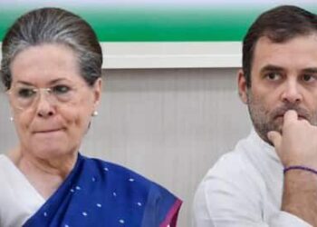 ‘सॉरी’ कहकर सोनिया ने लिया कैप्टन का इस्तीफा, पंजाब में राहुल-प्रियंका की चली?