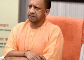 नोएडा सुपरटेक मामला: योगी ने एसआईटी को अधिकारियों की भूमिका की जांच का दिया आदेश