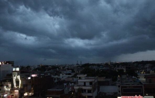 दिल्ली में आज से एक बार फिर से बदलेगा मौसम, बारिश की संभावना, येलो अलर्ट जारी