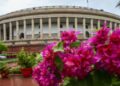 विपक्षी सांसदों पर सख्त एनडीए सरकार? संसद से निलंबन के आंकड़े बता रहे सच