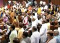 संसद में महंगाई पर सोमवार को होगी चर्चा, दो हफ्ते तक हंगामे के बाद जागी सरकार