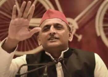 2024 से पहले अखिलेश पंचायत की तरह नगर निकाय चुनाव में भी खेला करेंगे?