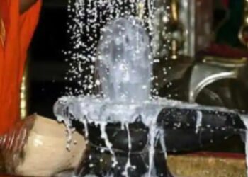 कचहरी से भागकर भोलेनाथ की शरण में पहुंचा कैदी, कहा- जल चढ़ाने और माफी मांगने गया था