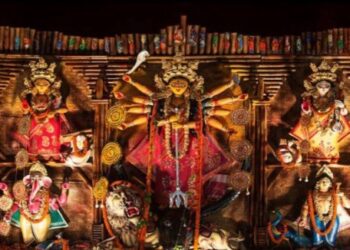 बेहद चमत्कारी है महिषासुर मर्दिनी स्त्रोत का पाठ, भय होंगे दूर और मिलेगी शांति