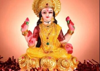 रखा है महालक्ष्मी व्रत तो रोज जरूर पढ़े यह कथा वरना रह जाएगा अधूरा