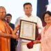 सी.एम.एस. प्रधानाचार्या श्रीमती आभा अनन्त मुख्यमंत्री द्वारा सम्मानित