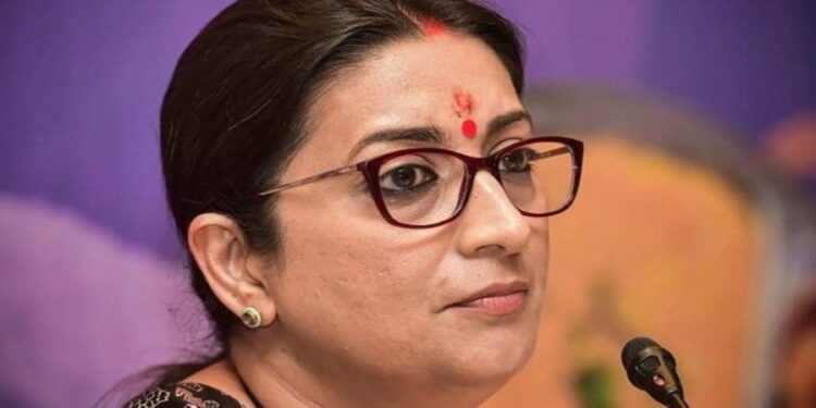 राहुल जी आपका अमेठी से लड़ना पक्का समझूं? भागेंगे तो नहीं? लटके-झटके वाले बयान पर स्मृति का पलटवार