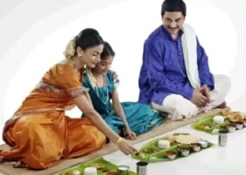 इस दिशा में बैठकर कभी न करें भोजन, बढ़ जाएगी आर्थिक परेशानी