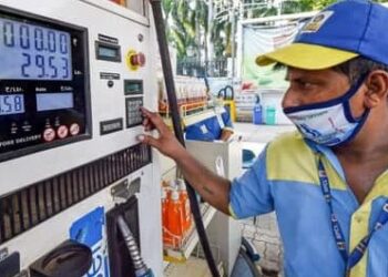 पेट्रोल-डीजल होगा सस्ता! आम लोगों को बड़ी राहत देने के मूड में मोदी सरकार