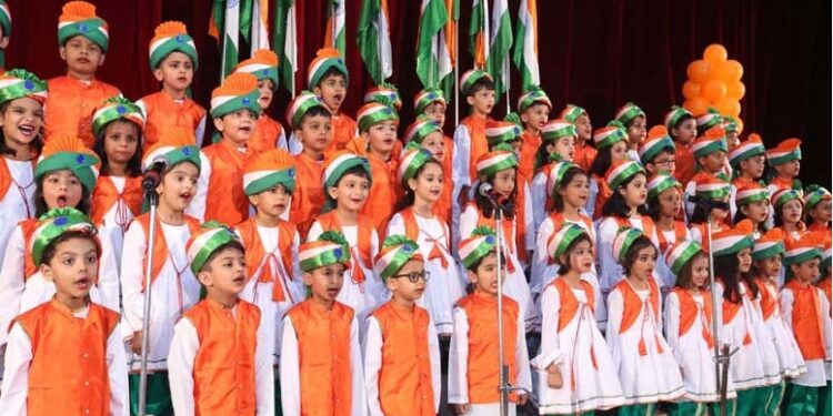 सी.एम.एस. कानपुर रोड कैम्पस द्वारा डिवाइन एजुकेशन कान्फ्रेन्स का आयोजन