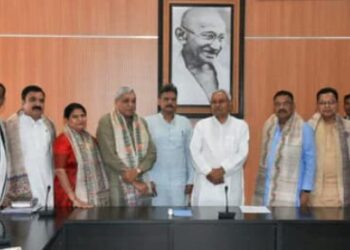 सीएम नीतीश ने बताए शराबबंदी के फायदे, स्टडी को आए छत्तीसगढ़ विधानमंडल दल से मिले