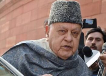 फारूक अब्दुल्ला ने फिर भरी हुंकार, कश्मीर को बताया भारत का अभिन्न अंग; राज्य का दर्जा बहाल करने की मांग