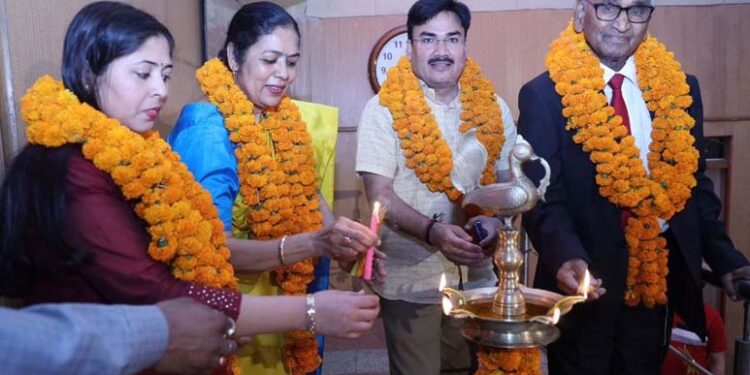 उद्देश्यपूर्ण शिक्षा से ही समाज में रचनात्मक बदलाव होगा- डा. जगदीश गाँधी सी.एम.एस. संस्थापक