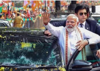 मिशन 45 की PM मोदी ने खुद संभाली कमान, उद्धव और शरद पवार को गढ़ में जाकर घेर रहे