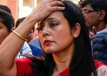 सांसदी गंवा चुकीं महुआ मोइत्रा की मुश्किलें और बढ़ीं, ED ने भेजा समन; पूछताछ के लिए बुलाया