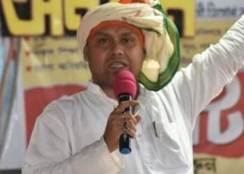 बंगाल में भी कांग्रेस को झटका, कद्दावर नेता का पार्टी से इस्तीफा; टीएमसी के विरोध में मुंडवाया था सिर