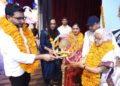 सी.एम.एस. ने अपने मेधावी छात्रों का किया सम्मान