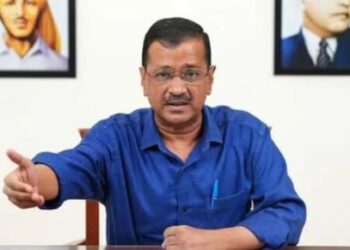 दिल्ली के मुख्यमंत्री पद से केजरीवाल को हटाया जाए, हाई कोर्ट में याचिका; गिरफ्तारी के बाद और बढ़ीं मुश्किलें