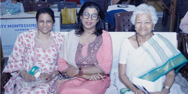 शिक्षक प्रशिक्षण कार्यशाला का सी.एम.एस. में भव्य उद्घाटन