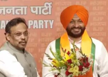 राहुल गांधी के करीबी रवनीत बिट्टू बीजेपी में शामिल, चुनाव से पहले कांग्रेस को फिर बड़ा झटका