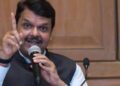 पाकिस्तान नहीं है गुजरात, महाराष्ट्र से कुछ प्रोजेक्ट्स शिफ्ट किए जाने पर फडणवीस की दो टूक
