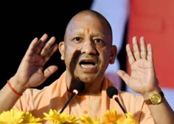 समाधान नहीं समस्या है कांग्रेस, सीएम योगी बोले-यूपी में बदमाशों की जगह जेल या जहन्नुम