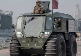 पंजाब के बाढ़ पीड़ित क्षेत्रों में उम्मीद की किरण है आर्मी का ये वाहन